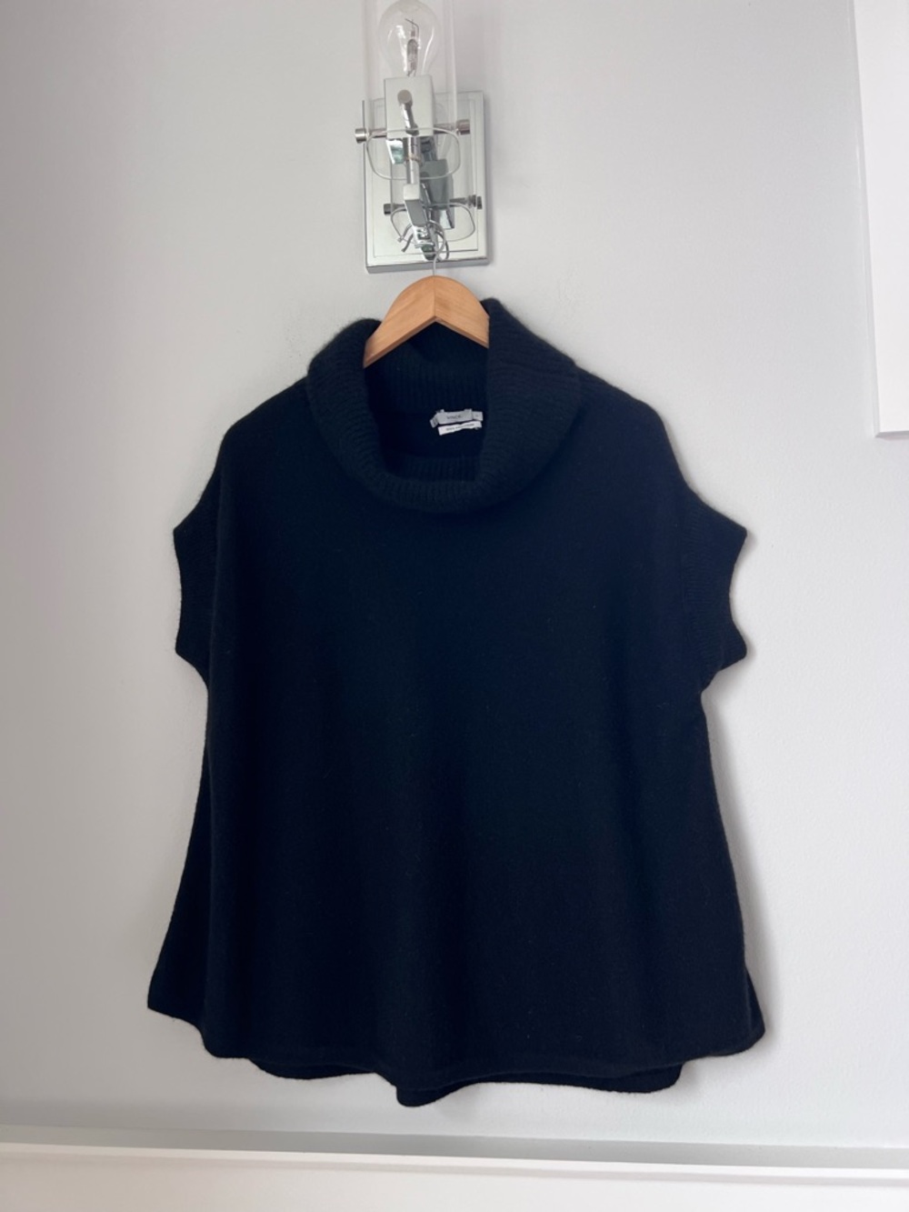 Vince Black Short-Sleeve Turtleneck Sweater Poncho oversized cashmere Small